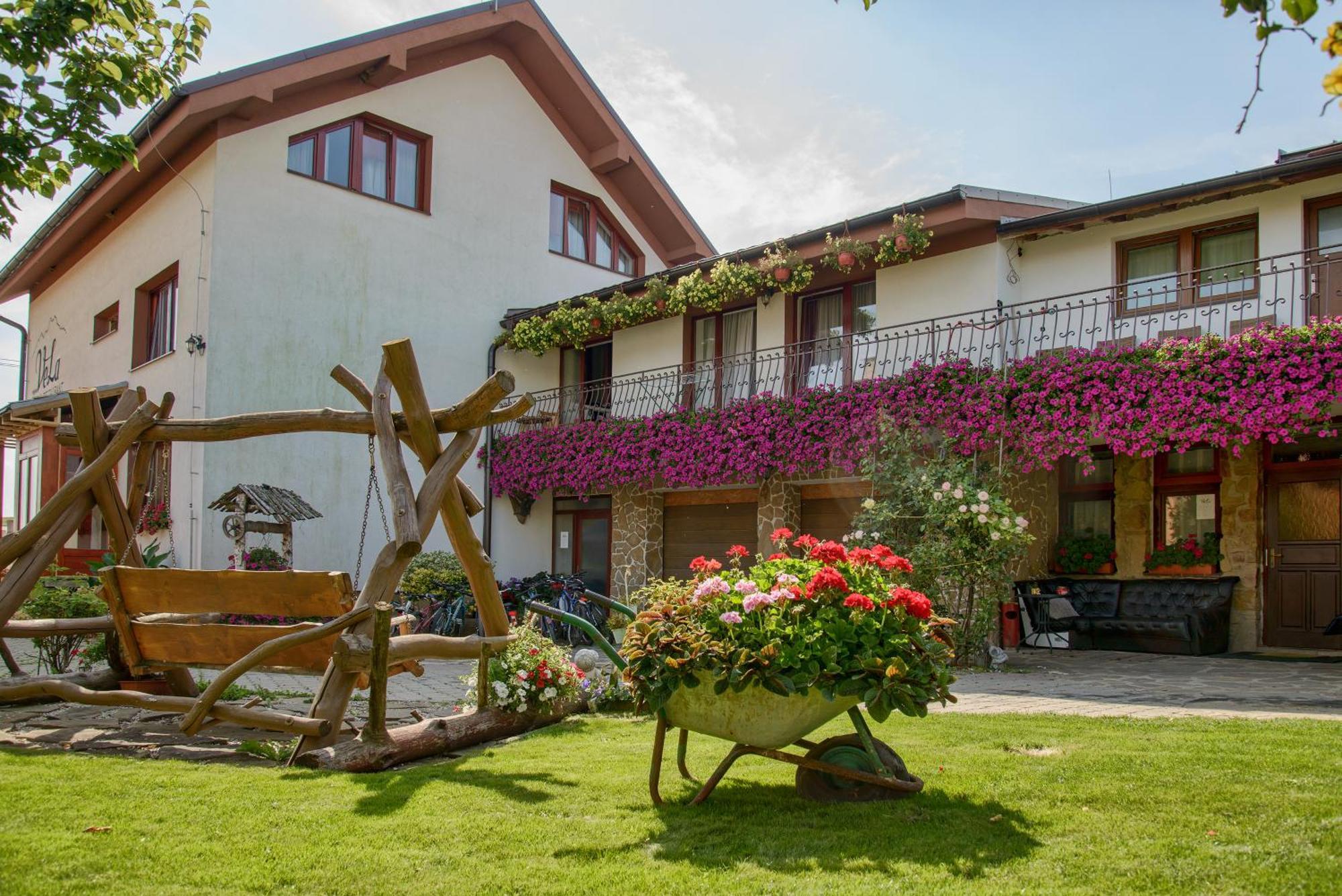 Apartamento Vela Maly Slavkov Exterior foto