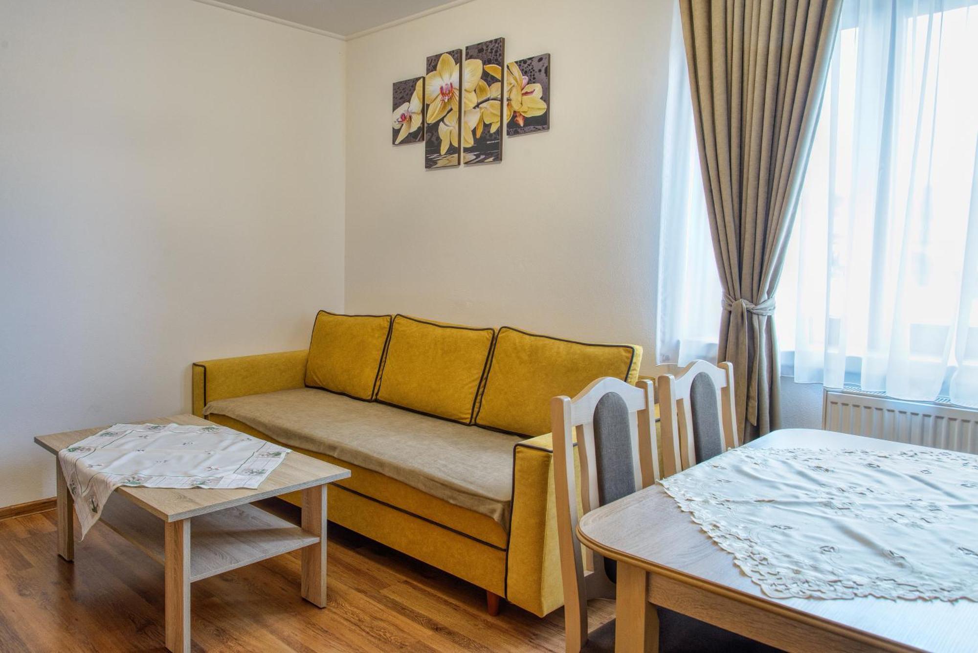 Apartamento Vela Maly Slavkov Exterior foto